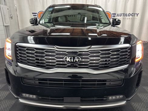 Used 2022 Kia Telluride SX w/ SX Prestige Package image 4