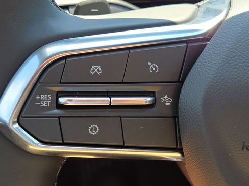 New 2026 Chevrolet Equinox LT FWD image 23