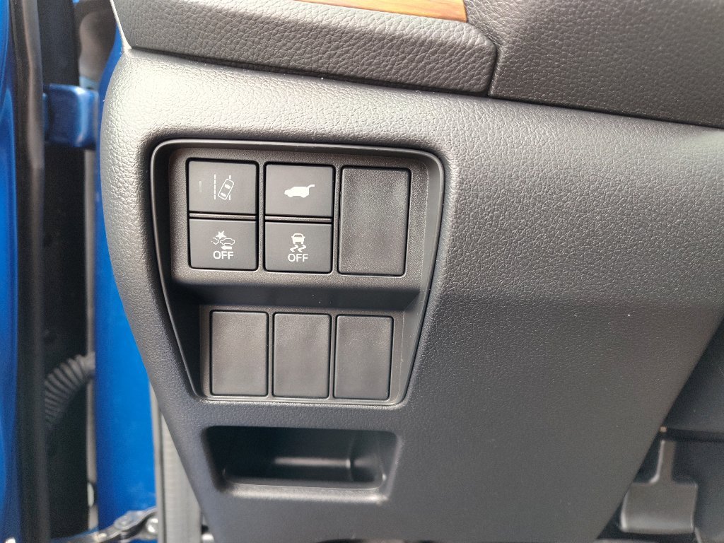 Used 2020 Honda CR-V Touring image 18