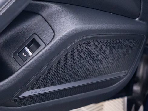 Used 2022 Audi S6 Premium Plus w/ S6 Executive Package AWD/4WD image 14