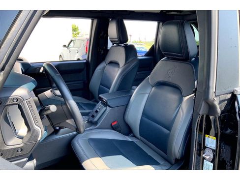Used 2024 Ford Bronco Outer Banks AWD/4WD image 23