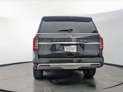 Used 2024 Ford Expedition Limited RWD image 7