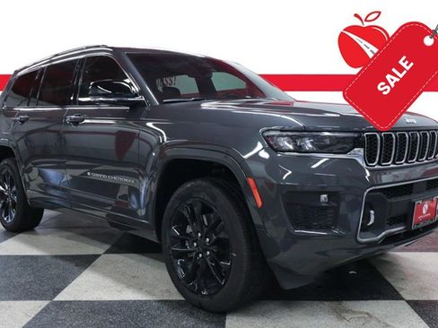 Used 2024 Jeep Grand Cherokee L Overland w/ Advanced Protech Group III AWD/4WD image 1