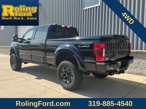 Used 2021 Ford F250 Lariat w/ Lariat Ultimate Package AWD/4WD image 3