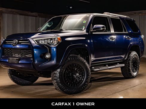 Used 2024 Toyota 4Runner SR5 Premium AWD/4WD image 5