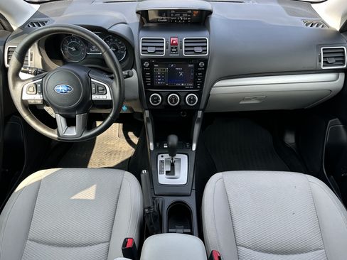 Used 2017 Subaru Forester 2.5i Premium AWD/4WD image 14