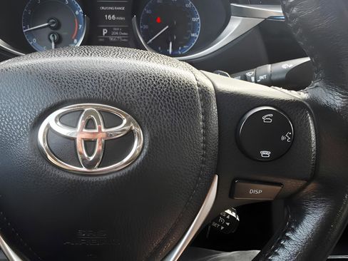 Used 2014 Toyota Corolla S image 25