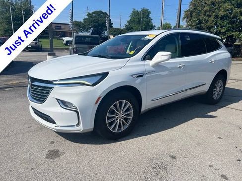 Used 2023 Buick Enclave Essence w/ Trailering Package, 5000 lbs. FWD image 10