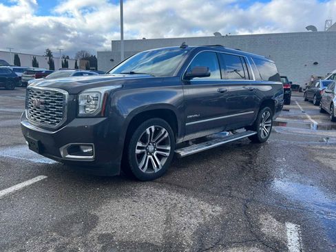 Used 2018 GMC Yukon XL Denali w/ Denali Ultimate Package image 1