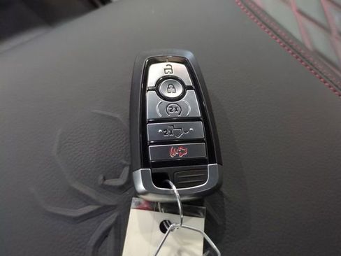 New 2026 Ford F250 Lariat w/ Black Appearance Package image 32