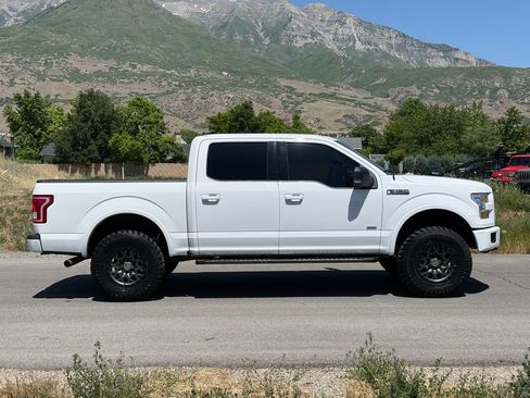 Used 2017 Ford F150 XLT w/ Equipment Group 301A Mid AWD/4WD image 8