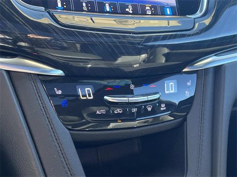 Certified 2023 Cadillac XT6 Premium Luxury w/ Technology Package image 24
