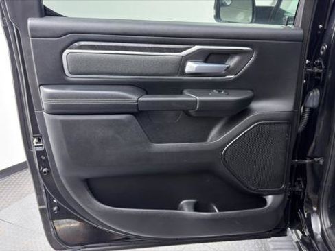 Used 2019 RAM 1500 Big Horn AWD/4WD image 16