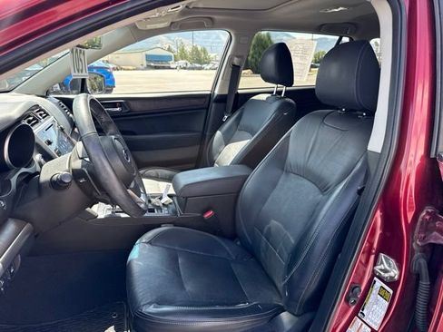 Used 2019 Subaru Outback 2.5i Limited w/ Popular Package #2 AWD/4WD image 11