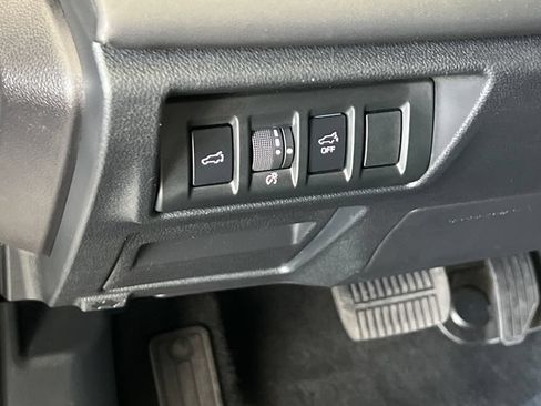 Used 2023 Subaru Outback Onyx Edition XT AWD/4WD image 34