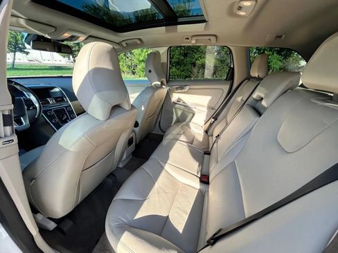 Used 2015 Volvo XC60 T6 Platinum AWD/4WD image 13