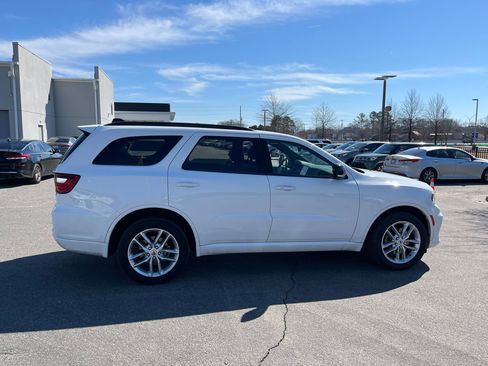 Used 2024 Dodge Durango GT image 9