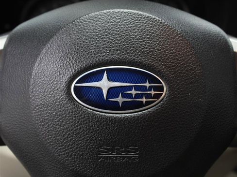 Used 2014 Subaru Crosstrek 2.0i Limited AWD/4WD image 12