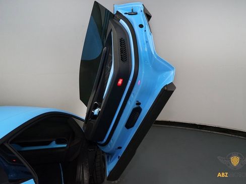 Used 2025 Lamborghini Revuelto image 20