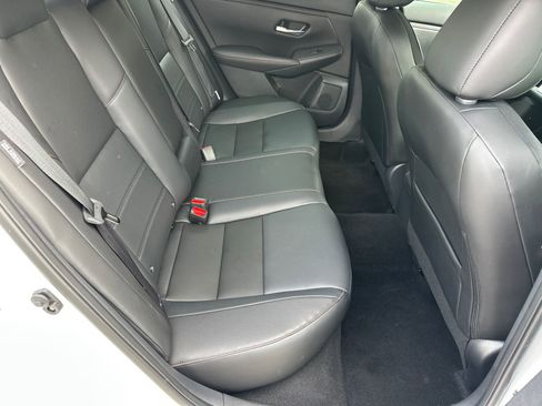 Certified 2025 Nissan Sentra SR w/ SR Premium Package FWD image 13