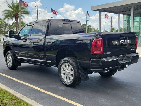 New 2026 RAM 2500 Laramie AWD/4WD image 5