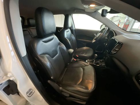 Used 2018 Jeep Compass Limited image 24