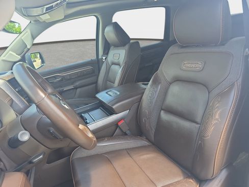 Used 2025 RAM 1500 Limited AWD/4WD image 14