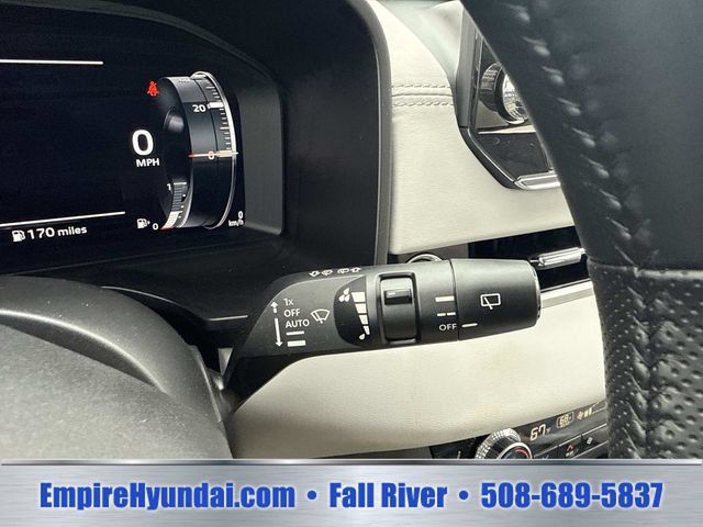 Used 2024 Mitsubishi Outlander SEL Black Edition AWD/4WD image 32