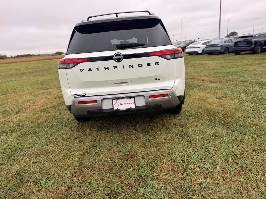 Certified 2024 Nissan Pathfinder SL w/ SL Premium Package FWD image 6
