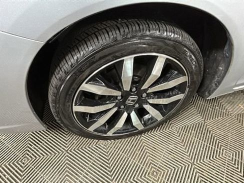 Used 2015 Honda Civic EX-L image 10