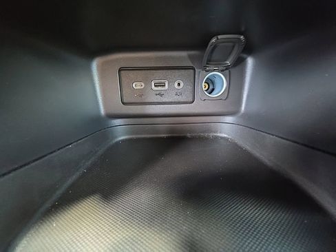 Used 2023 Chevrolet Equinox LT AWD/4WD image 15