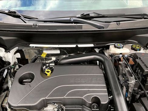 Used 2023 Chevrolet Equinox LT image 10