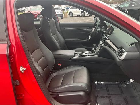 Used 2020 Honda Accord Sport image 9