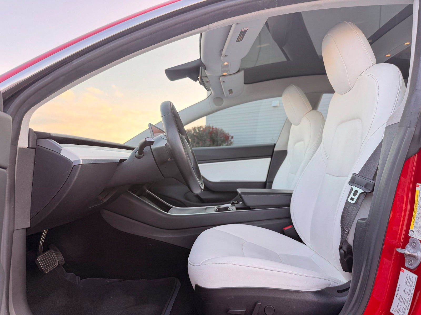 Used 2018 Tesla Model 3 Long Range AWD/4WD image 19