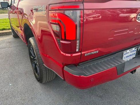 Used 2024 Ford F150 Platinum w/ FX4 Off-Road Package image 23