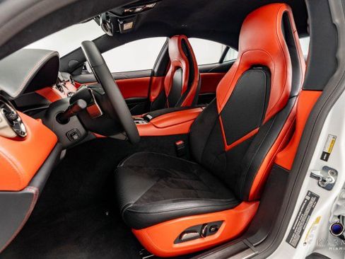 New 2025 Karma Revero Luxury image 27