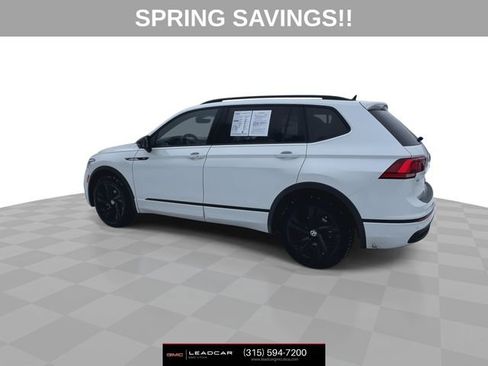 Used 2024 Volkswagen Tiguan SE R-Line image 7
