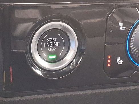 Used 2023 Chevrolet Silverado 1500 LT image 23