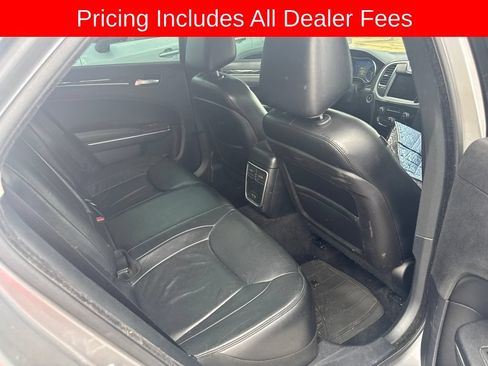 Used 2015 Chrysler 300 Limited w/ Driver Convenience Group AWD/4WD image 7