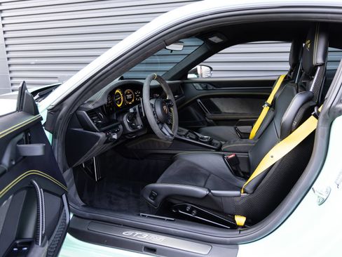 Used 2024 Porsche 911 GT3 RS RWD image 23