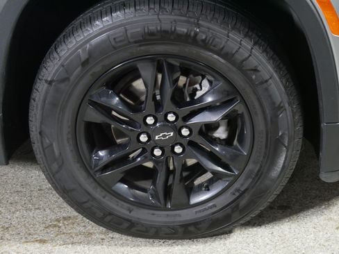 Certified 2023 Chevrolet Traverse LT w/ Midnight/Sport Edition AWD/4WD image 15