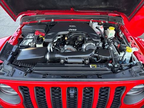 Used 2020 Jeep Gladiator Rubicon image 24