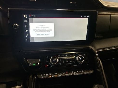 Used 2025 GMC Sierra 2500 AT4X w/ AT4X AEV Edition AWD/4WD image 17