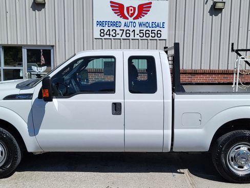 Used 2014 Ford F250 XL w/ Power Equipment Group image 3