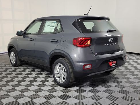New 2026 Hyundai Venue SE image 38