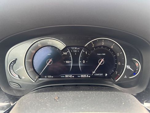 Used 2018 BMW 530i xDrive AWD/4WD image 14
