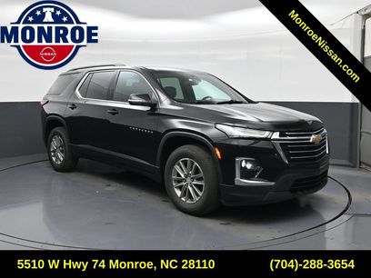 Used 2023 Chevrolet Traverse LT
