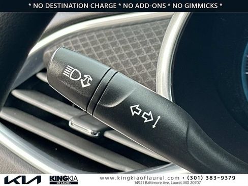 Used 2020 Chevrolet Malibu LT FWD image 11