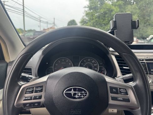 Used 2013 Subaru Legacy 2.5i AWD/4WD image 21