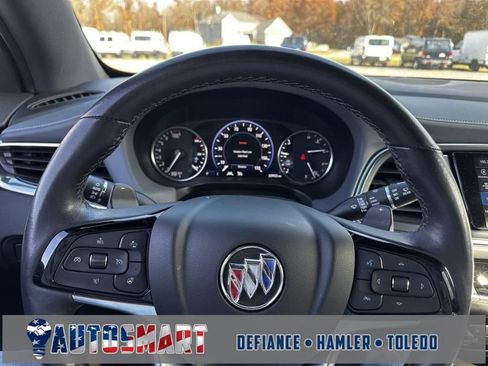 Used 2024 Buick Enclave Premium image 20